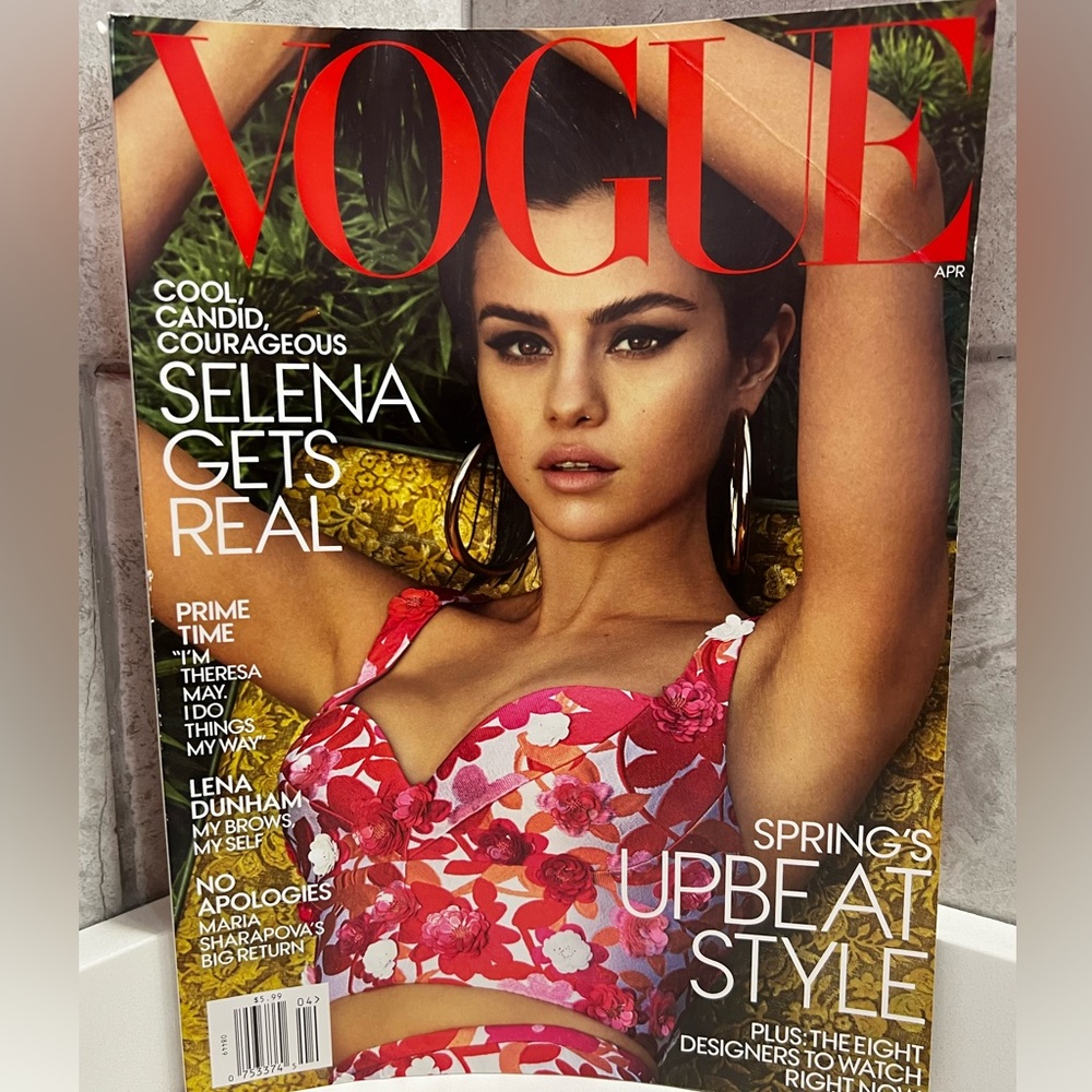 Vogue Selena Gomez